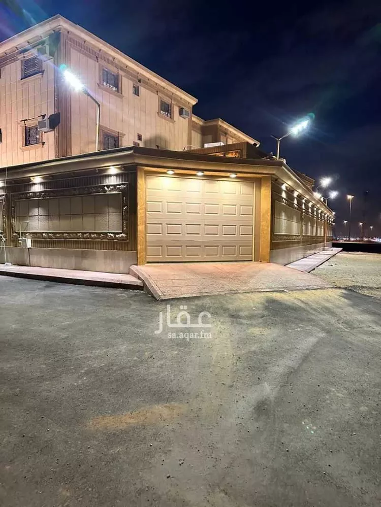 فيلا للبيع في شارع الطريق الدائري الغربي الفرعي, حي ظهرة لبن, مدينة الرياض, منطقة الرياض صورة 2