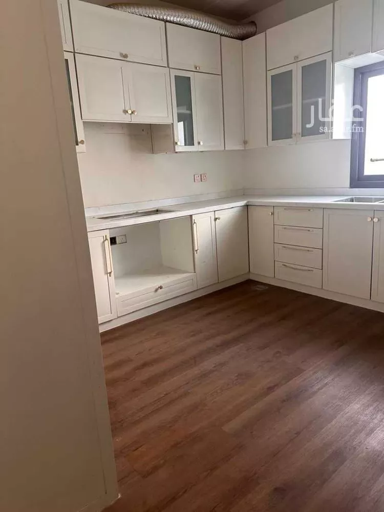 فيلا للإيجار في شارع عثمان بن أبي الحسن, حي مطار الملك خالد الدولي, مدينة الرياض, منطقة الرياض صورة 5