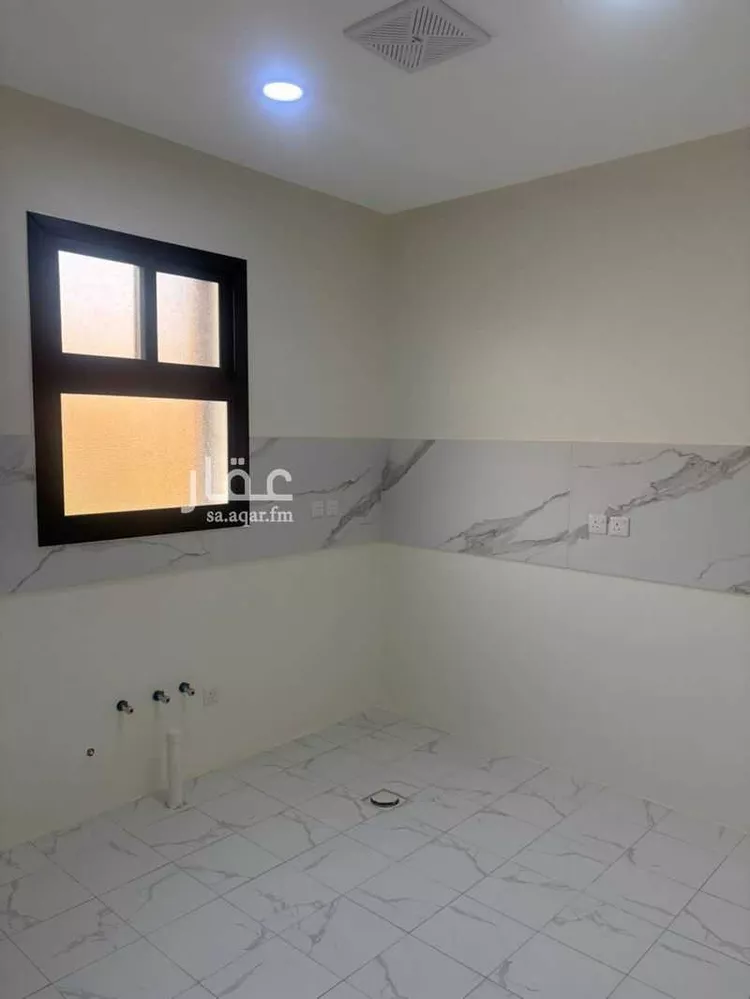 شقة للإيجار في شارع عبد الله بن الزيات, حي المصيف, مدينة عنيزه, منطقة القصيم صورة 2