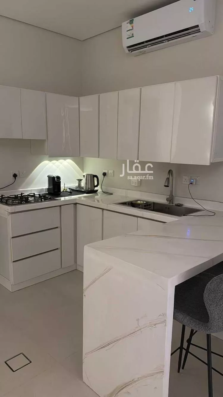 شقة للإيجار في شارع الشيخ عبدالله بن جبرين, حي القيروان, مدينة الرياض, منطقة الرياض صورة 3