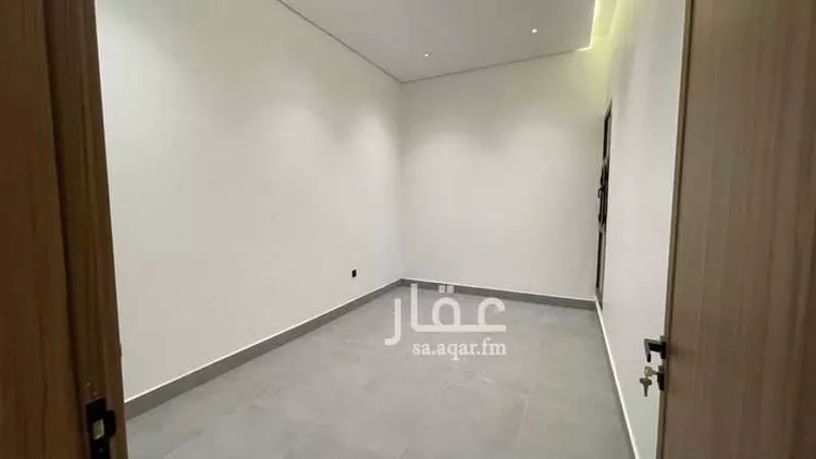 Floor for Sale in Riyadh Al Janadriyah صورة 3