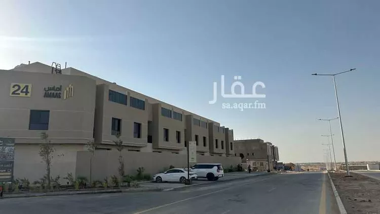 فيلا للإيجار في شارع النابغة الجعدي, حي الرمال, مدينة الرياض, منطقة الرياض