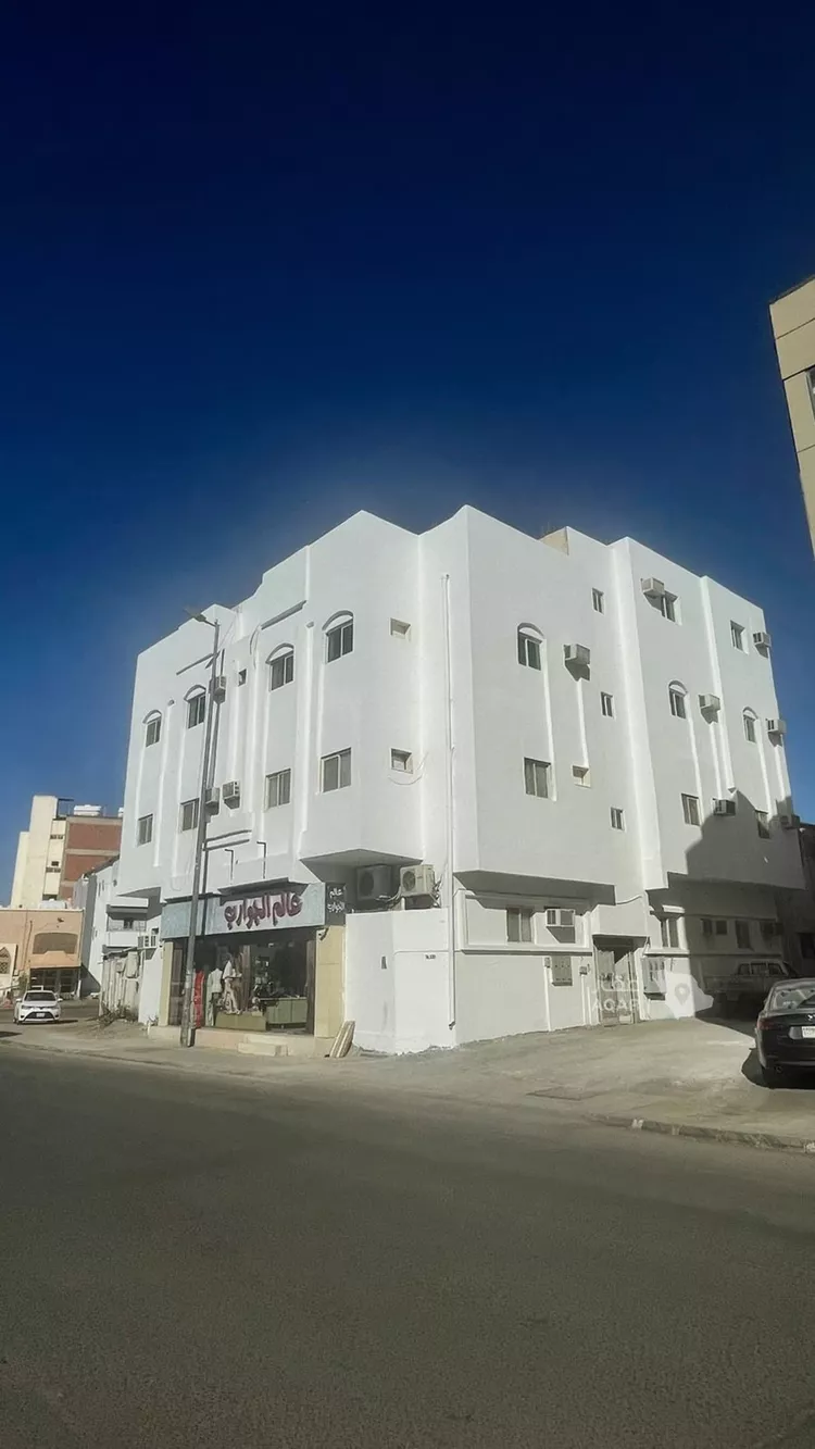 Building for Sale in Medina Al Aridh