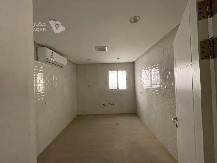 فيلا للإيجار في شارع الدليل, حي العقيق, مدينة الخبر, المنطقة الشرقية 7