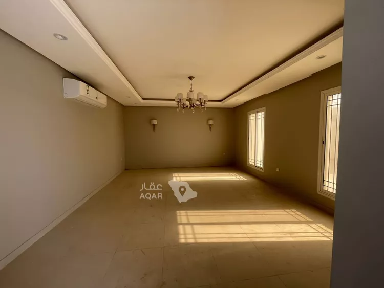 فيلا للإيجار في شارع الدليل, حي العقيق, مدينة الخبر, المنطقة الشرقية 4