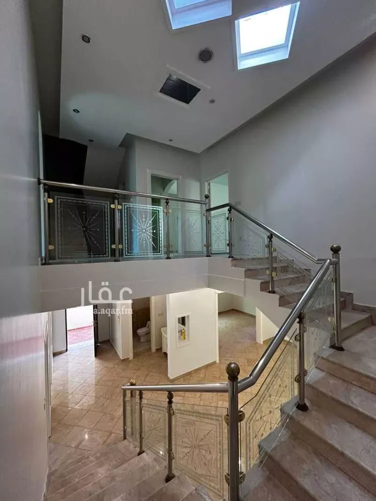 فيلا للإيجار في شارع عبيد الله الزهدي, حي نمار, مدينة الرياض, منطقة الرياض صورة 5