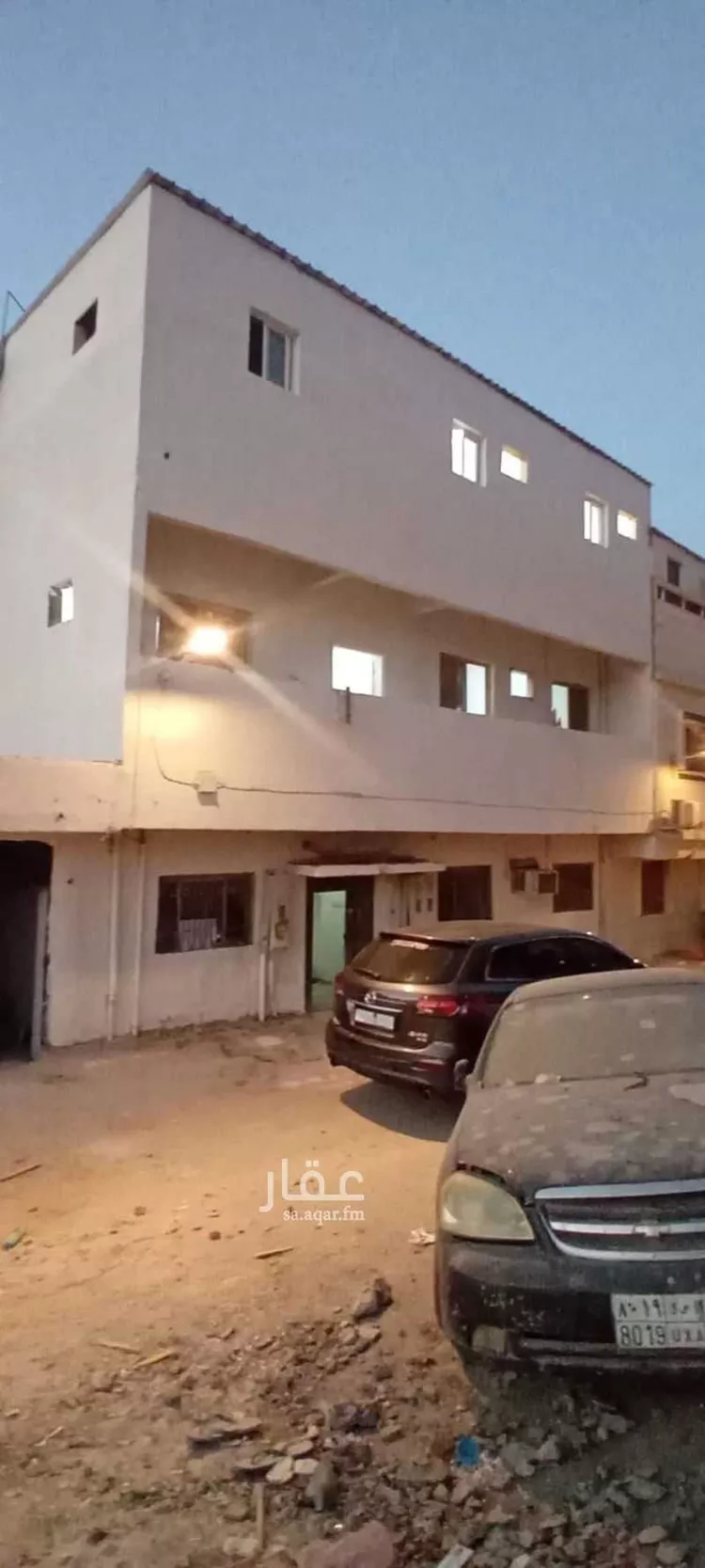 عمارة للبيع في شارع العازمية, حي منفوحة, مدينة الرياض, منطقة الرياض صورة 2