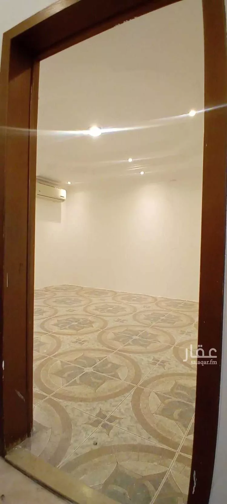 فيلا للإيجار في شارع أبي منصور البزاز, حي شبرا, مدينة الرياض, منطقة الرياض صورة 5