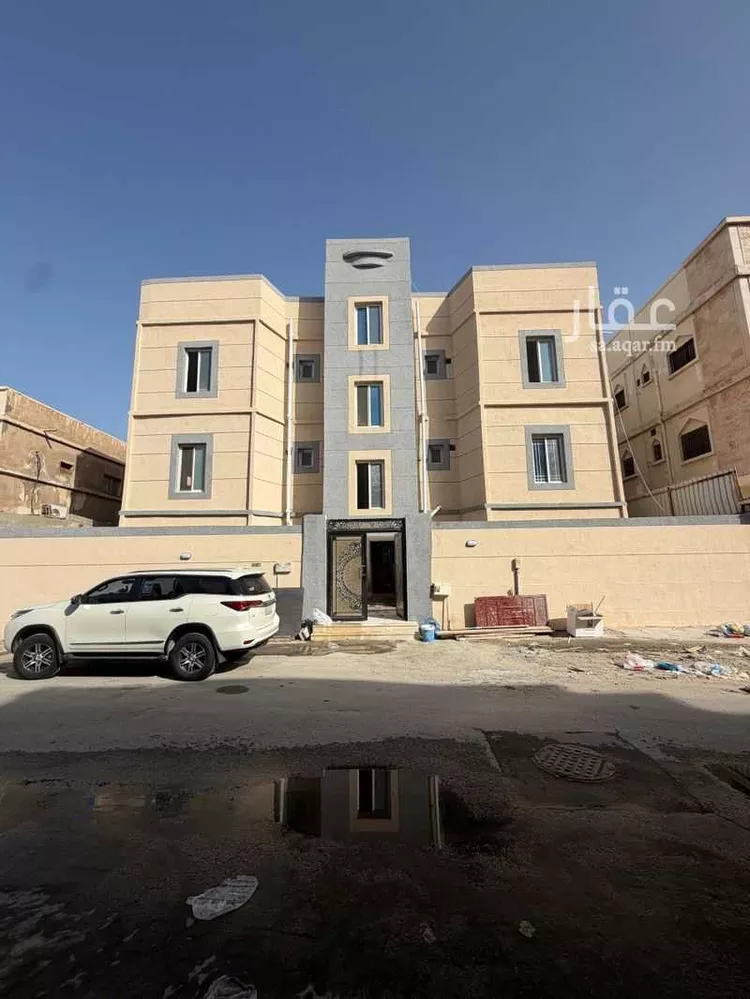 عمارة للبيع في شارع 26أ, حي الجلوية, مدينة الدمام, المنطقة الشرقية صورة 2