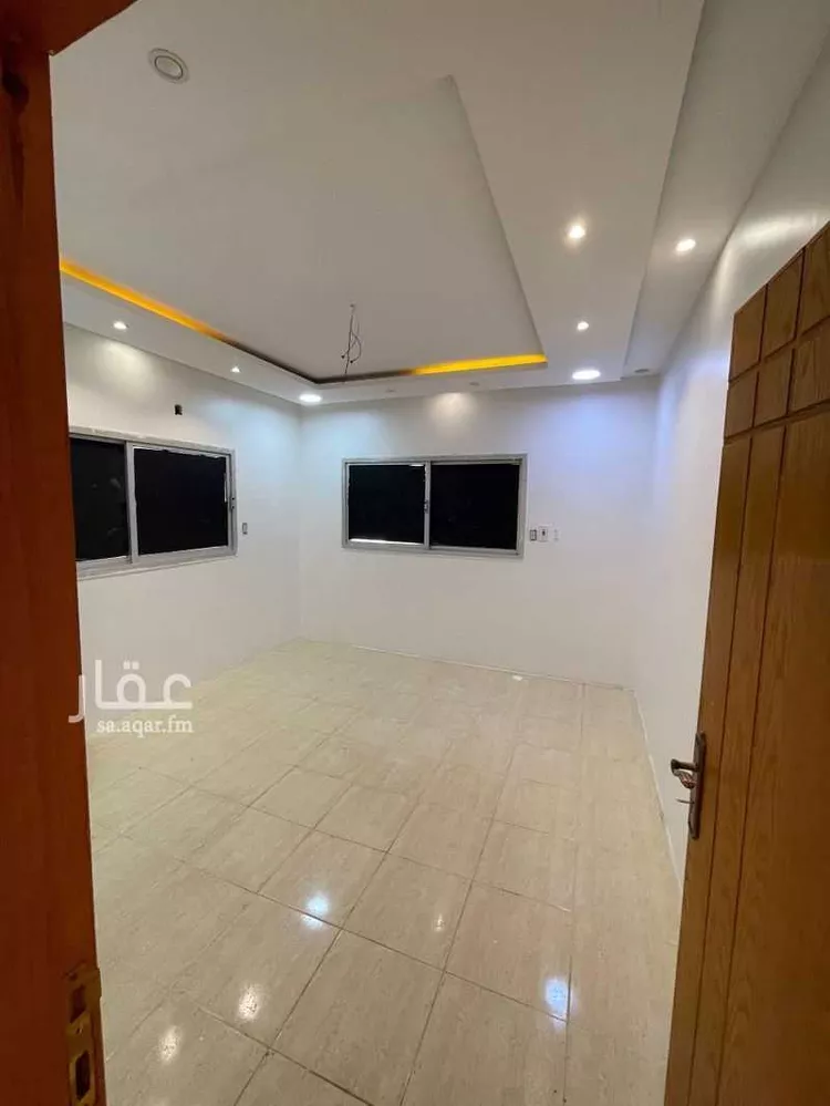 عمارة للبيع في شارع ابن ماجه, حي غرناطة, مدينة الدمام, المنطقة الشرقية صورة 4