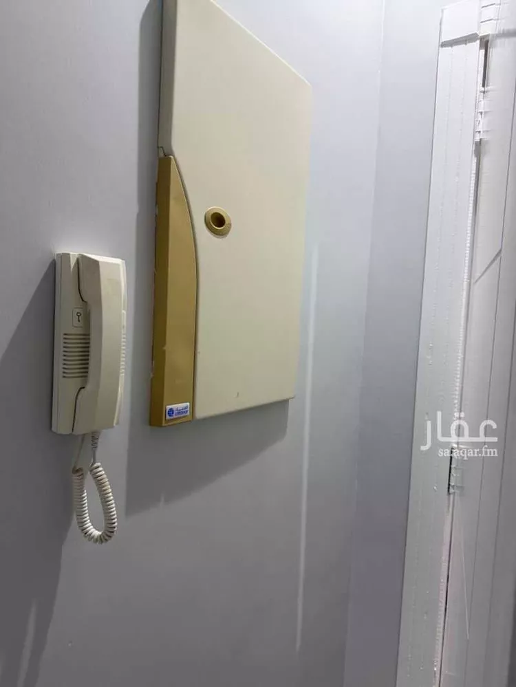 شقة للإيجار في شارع أبي بكر بن عثمان ، حي عكاظ ، الرياض ، منطقة الرياض