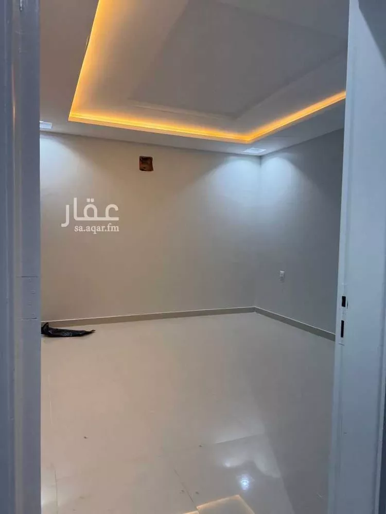 شقة للإيجار في شارع أبي بكر بن عثمان ، حي عكاظ ، الرياض ، منطقة الرياض صورة 5