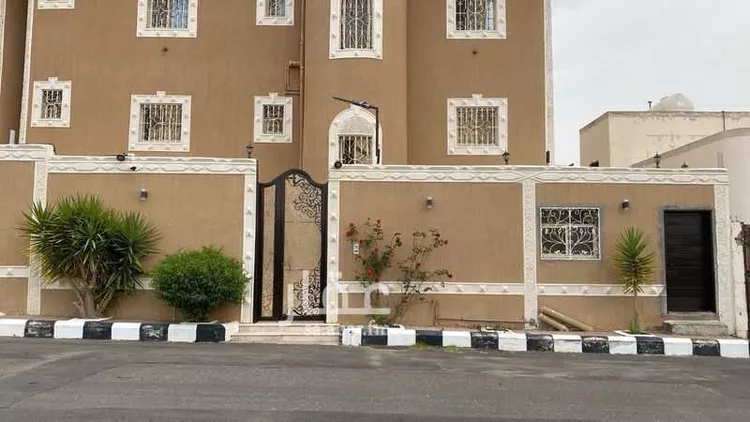 فيلا للبيع في شارع غنوة, حي الروابي, مدينة ابها, منطقة عسير صورة 5
