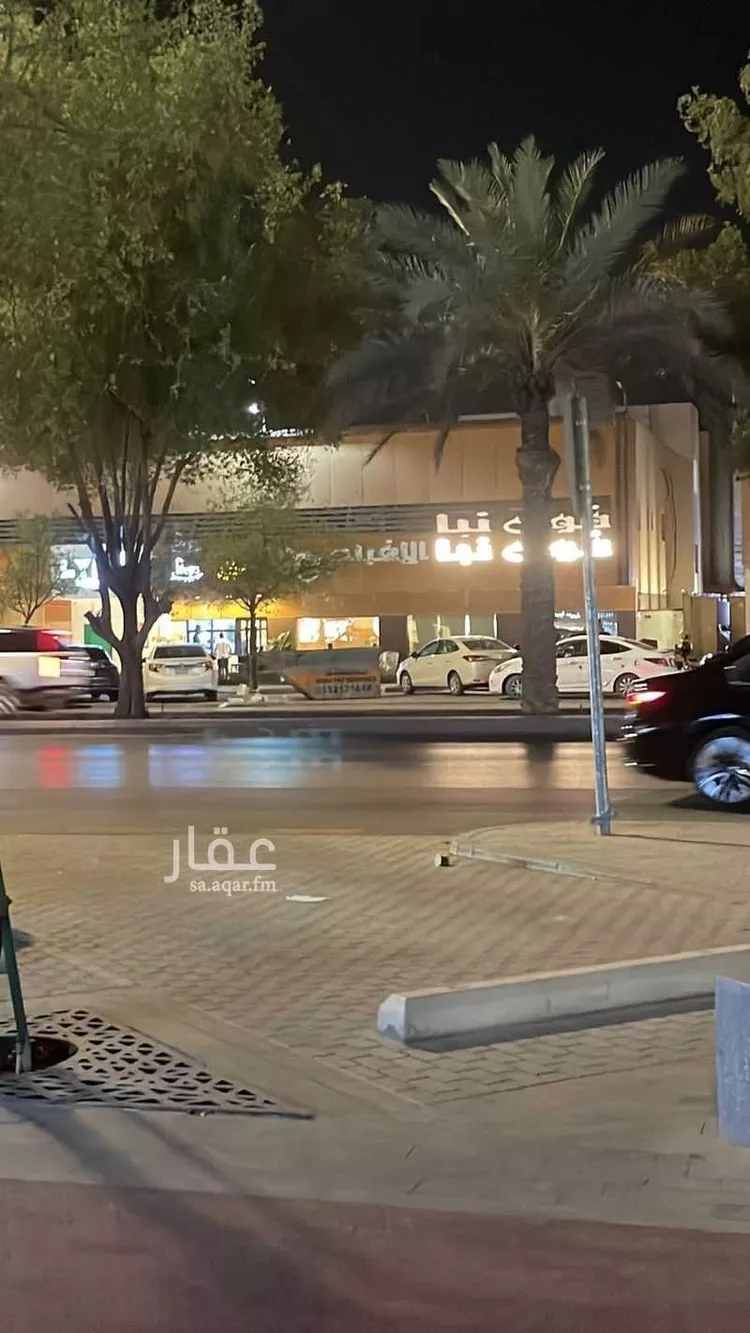 محل للإيجار في شارع الامير محمد ابن سعد ابن عبدالعزيز, حي حطين, مدينة الرياض, منطقة الرياض صورة 2