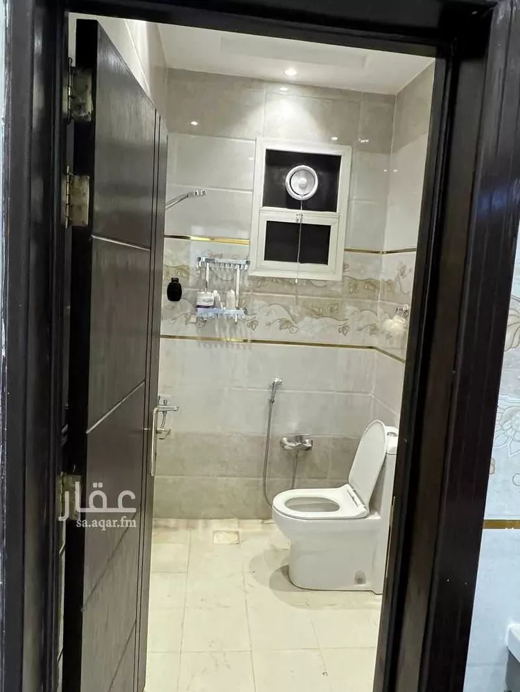 شقة للإيجار في شارع بركة بن نزار ، حي عريض ، الرياض ، منطقة الرياض صورة 2