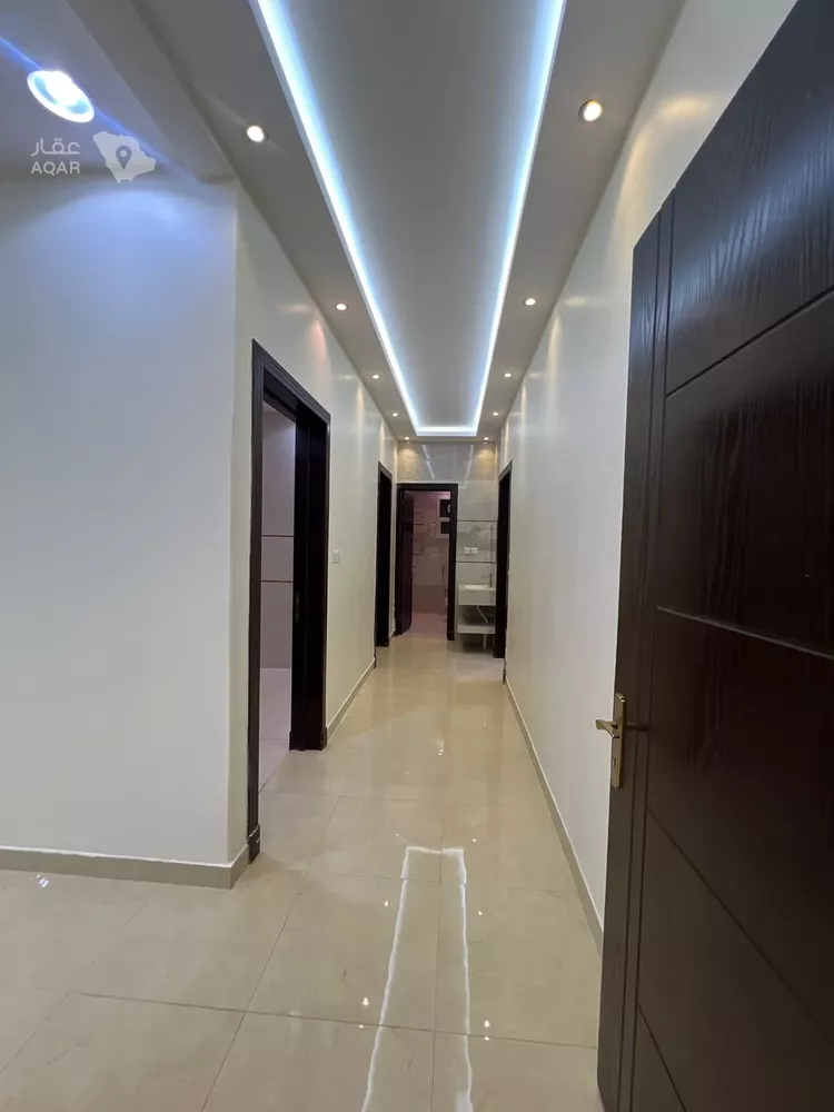 شقة للإيجار في شارع عمر بن أبي بكر ، حي عكاظ ، الرياض ، منطقة الرياض 5