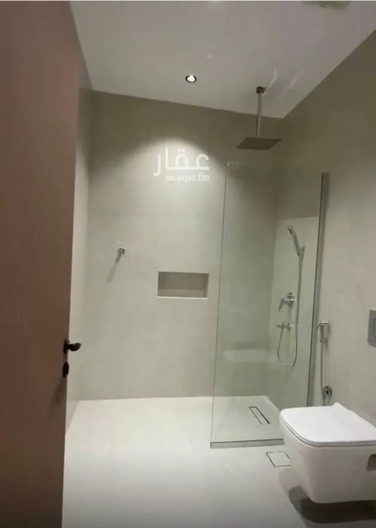 فيلا للبيع في شارع عاصم الهلالي, حي الفلاح, مدينة جدة, منطقة مكة المكرمة صورة 2