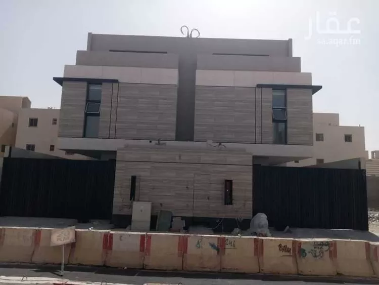 فيلا للبيع في شارع علي بن منظور, حي العارض, مدينة الرياض, منطقة الرياض