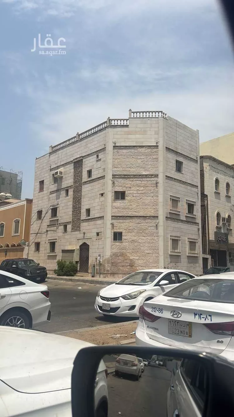 عمارة للبيع في شارع خالد بن بكير, حي الصفاء, مدينة جدة, منطقة مكة المكرمة صورة 2