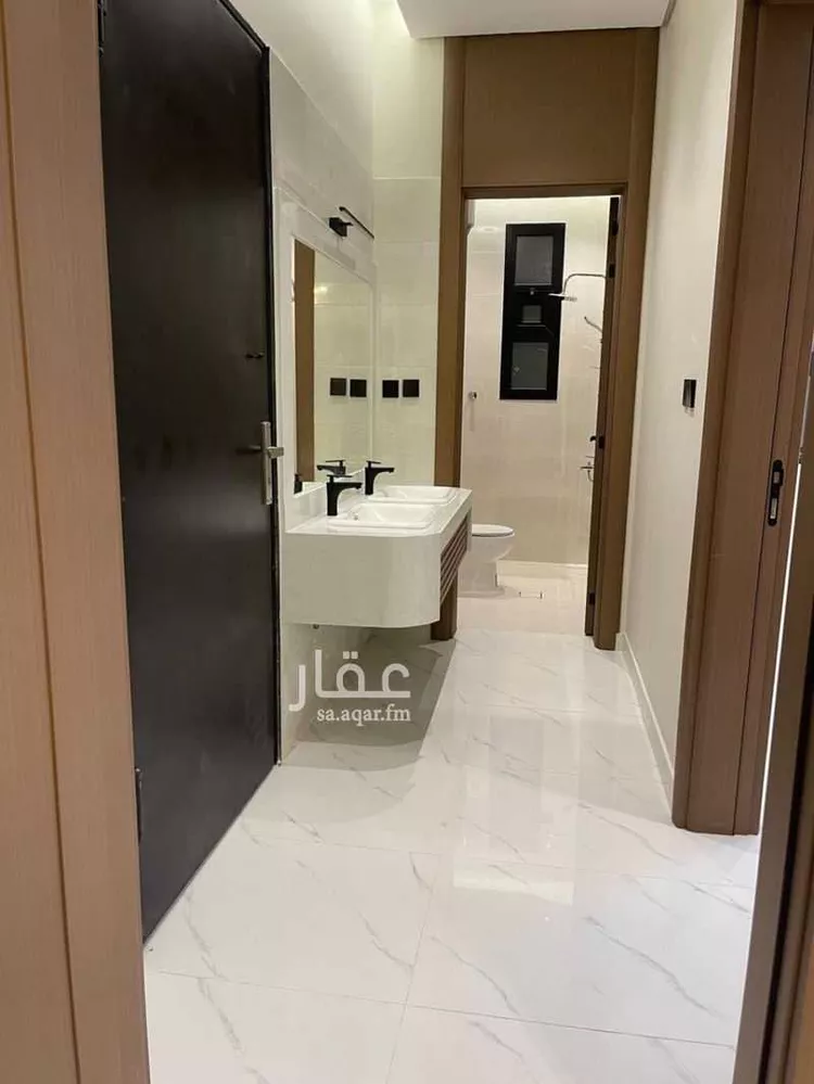 فيلا للبيع في شارع عبدالرحمن ابن مرشد, حي المهدية, مدينة الرياض, منطقة الرياض 1 صورة