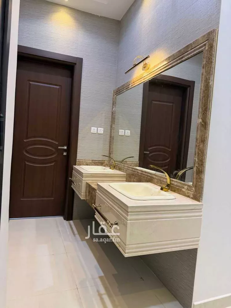 فيلا للبيع في شارع عبدالرحمن بن مرشد, حي المهدية, مدينة الرياض, منطقة الرياض 28