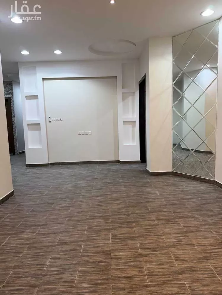 فيلا للبيع في شارع عبدالرحمن بن مرشد, حي المهدية, مدينة الرياض, منطقة الرياض 26