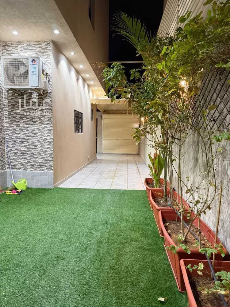 Floor for Rent in Riyadh Al Mahdiyah