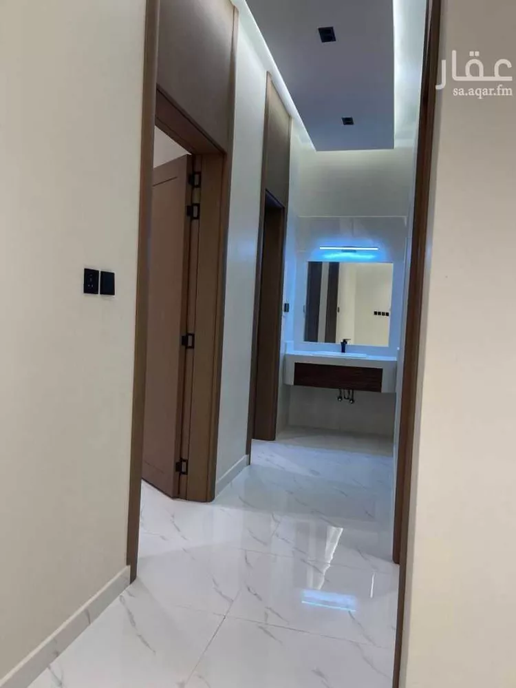 فيلا للبيع في شارع عبدالرحمن بن مرشد, حي المهدية, مدينة الرياض, منطقة الرياض 14