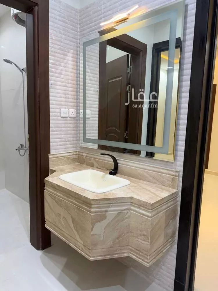فيلا للبيع في شارع عبدالرحمن بن مرشد, حي المهدية, مدينة الرياض, منطقة الرياض 20