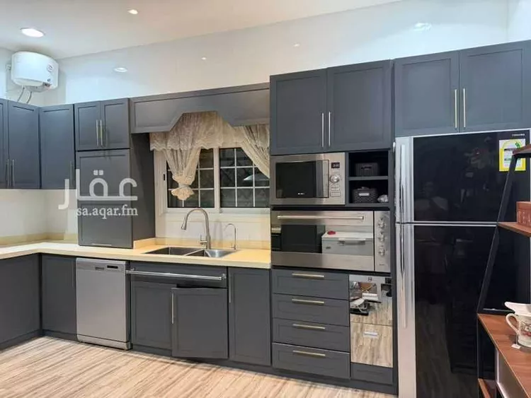 فيلا للبيع في شارع عبدالرحمن ابن مرشد, حي المهدية, مدينة الرياض, منطقة الرياض صورة 4