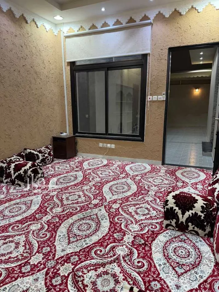 Floor for Rent in Riyadh Al Mahdiyah صورة 3