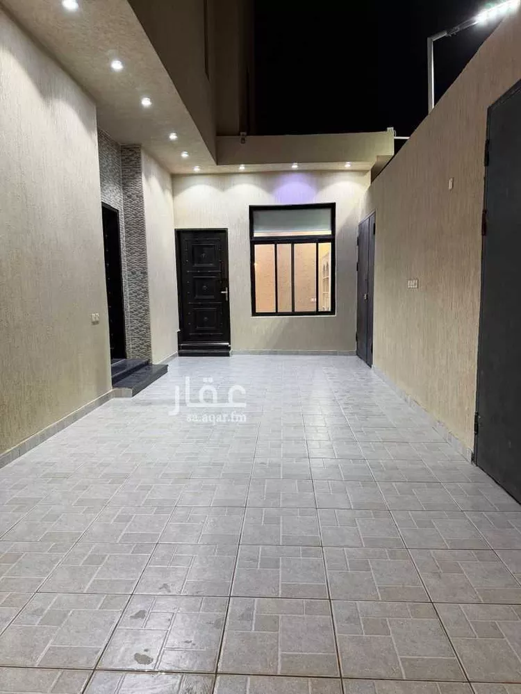 فيلا للبيع في شارع عبدالرحمن بن مرشد, حي المهدية, مدينة الرياض, منطقة الرياض 10