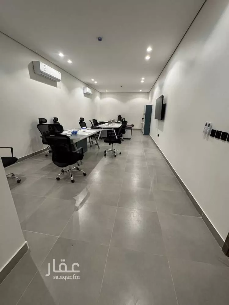 مكتب تجاري للإيجار في شارع عثمان بن عفان, حي النرجس, مدينة الرياض, منطقة الرياض