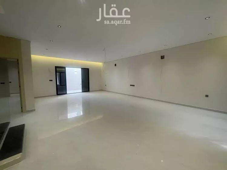 فيلا للبيع في شارع سهل بن العطار, حي الشاطئ الغربي, مدينة الدمام, المنطقة الشرقية صورة 4
