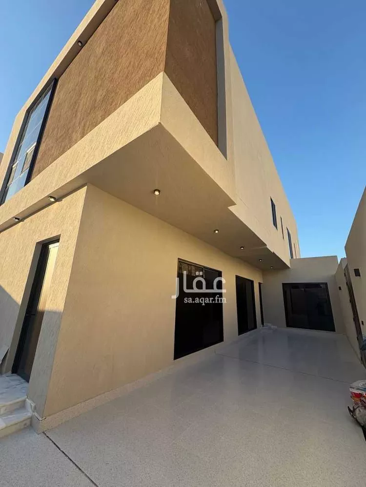 فيلا للبيع في شارع محمد الكاتب, حي الشاطئ الغربي, مدينة الدمام, المنطقة الشرقية صورة 3