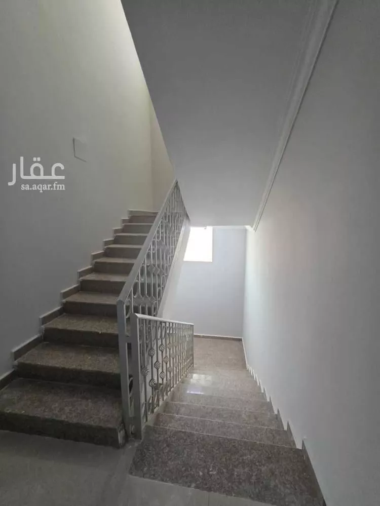 عمارة للإيجار في شارع رقم 208, حي ظهرة لبن, مدينة الرياض, منطقة الرياض صورة 4