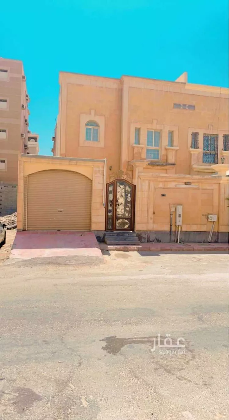 فيلا للبيع في شارع سهل بن منجاب, حي طيبة, مدينة الدمام, المنطقة الشرقية صورة 2
