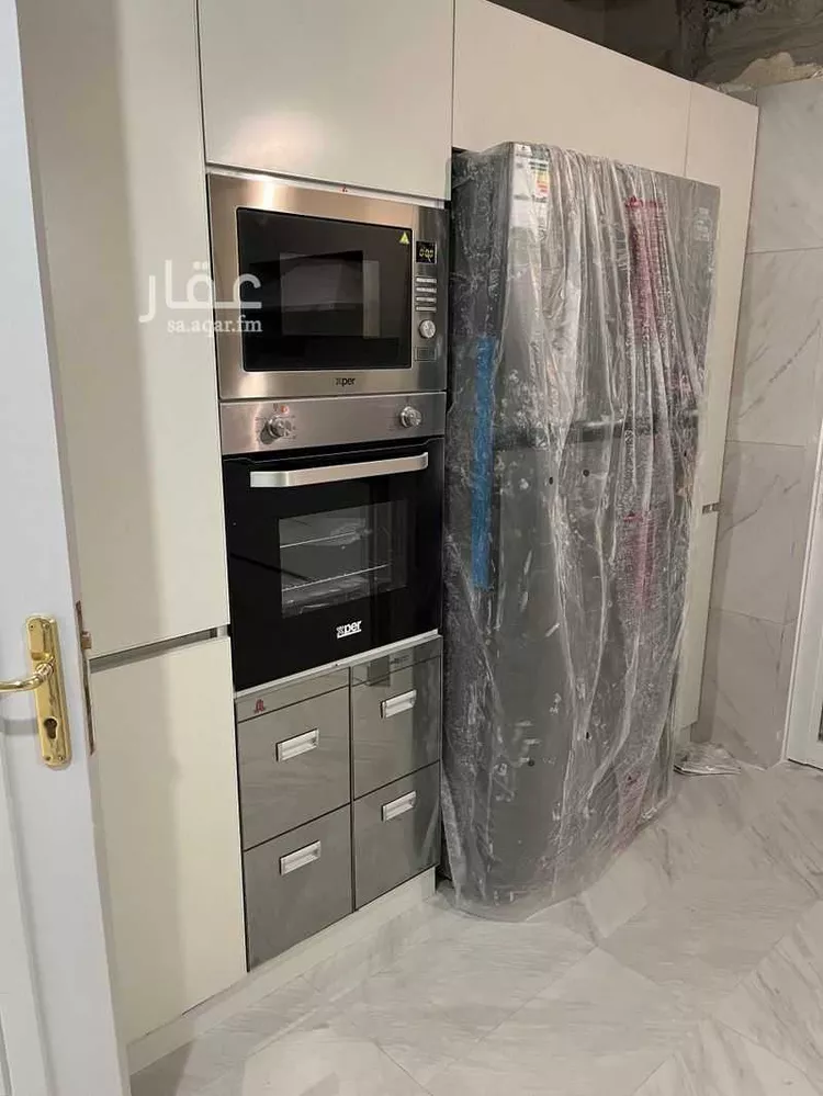 فيلا للإيجار في حي ، شارع صدقة الاوسي ، حي المعذر الشمالي ، الرياض ، منطقة الرياض صورة 3