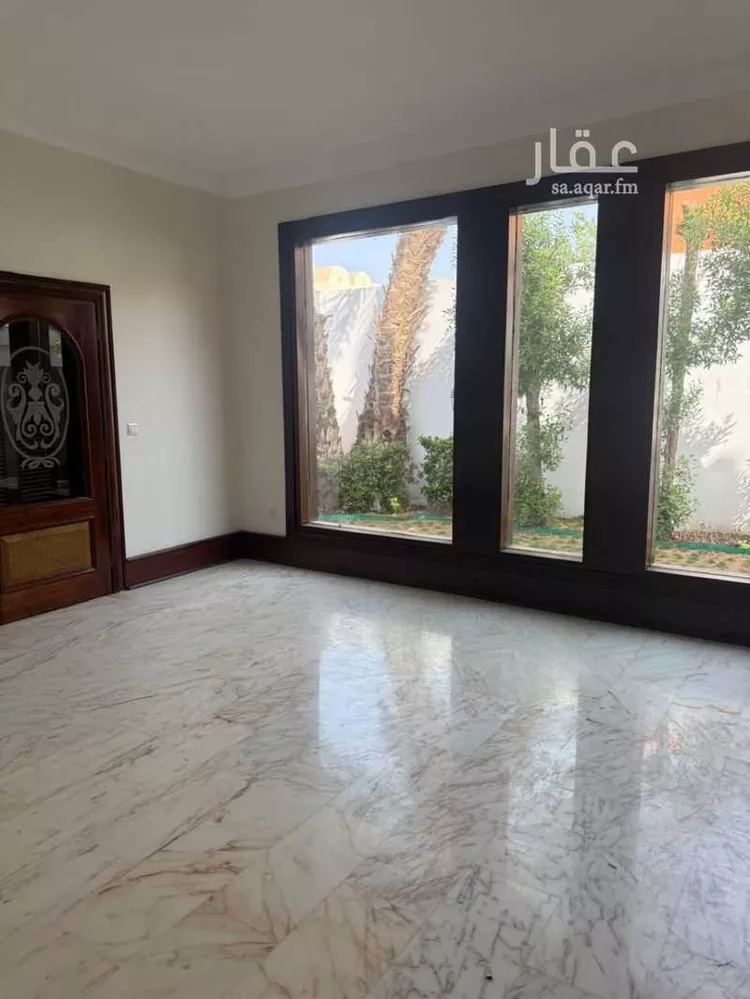 فيلا للإيجار في شارع عبدالرحمن بن خميس, حي الروضة, مدينة جدة, منطقة مكة المكرمة