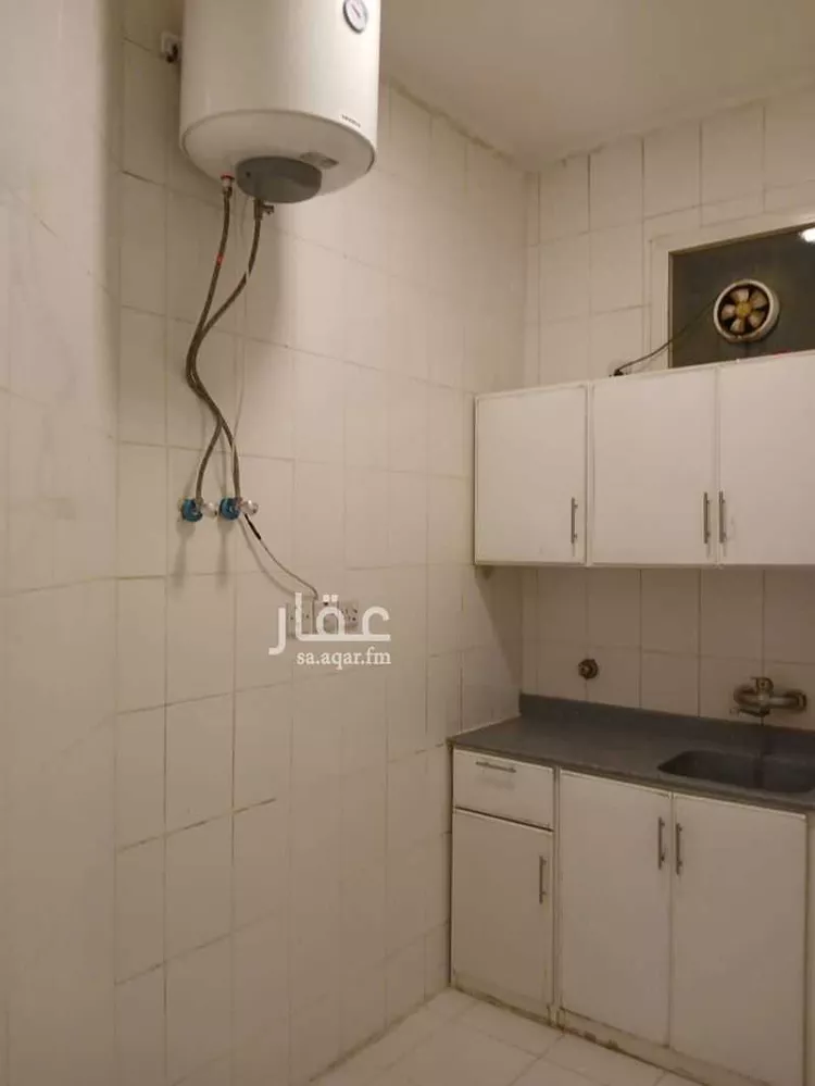 شقة للإيجار في شارع ابي سفيان بن حرب, حي مغرزات, مدينة الرياض, منطقة الرياض