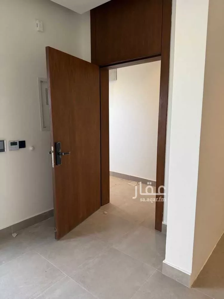 دور للبيع في شارع دهشور, حي الإزدهار, مدينة الرياض, منطقة الرياض صورة 4