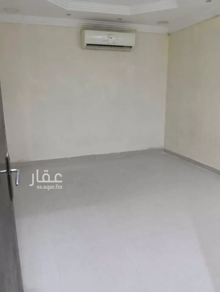 مكتب تجاري للإيجار في شارع ابن تيمية, حي بدر, مدينة الرياض, منطقة الرياض