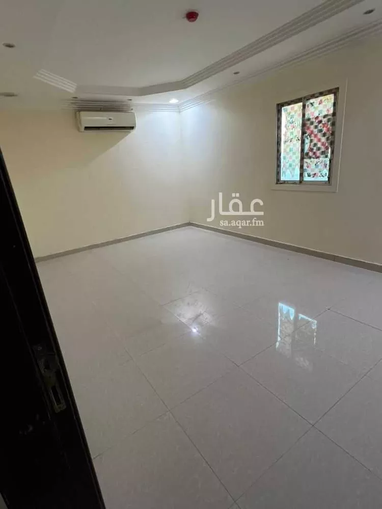 شقة للإيجار في شارع ابن تيمية, حي بدر, مدينة الرياض, منطقة الرياض 1 صورة