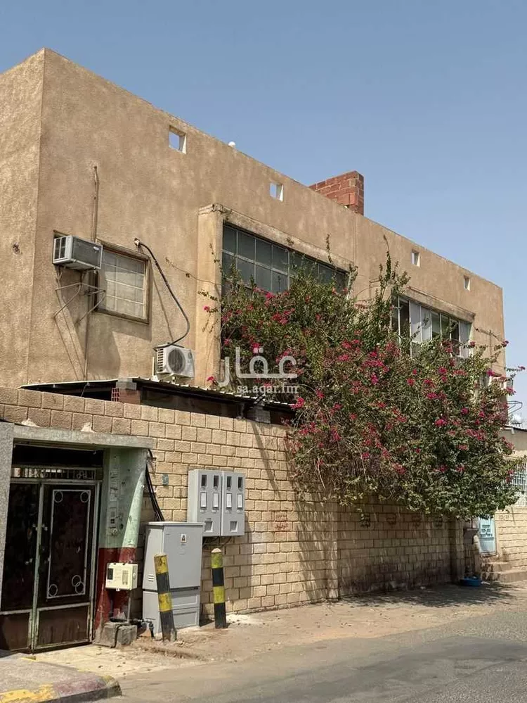 عمارة للبيع في شارع الحصين بن يعمر, حي بنى ظفر, مدينة المدينة المنورة, منطقة المدينة المنورة