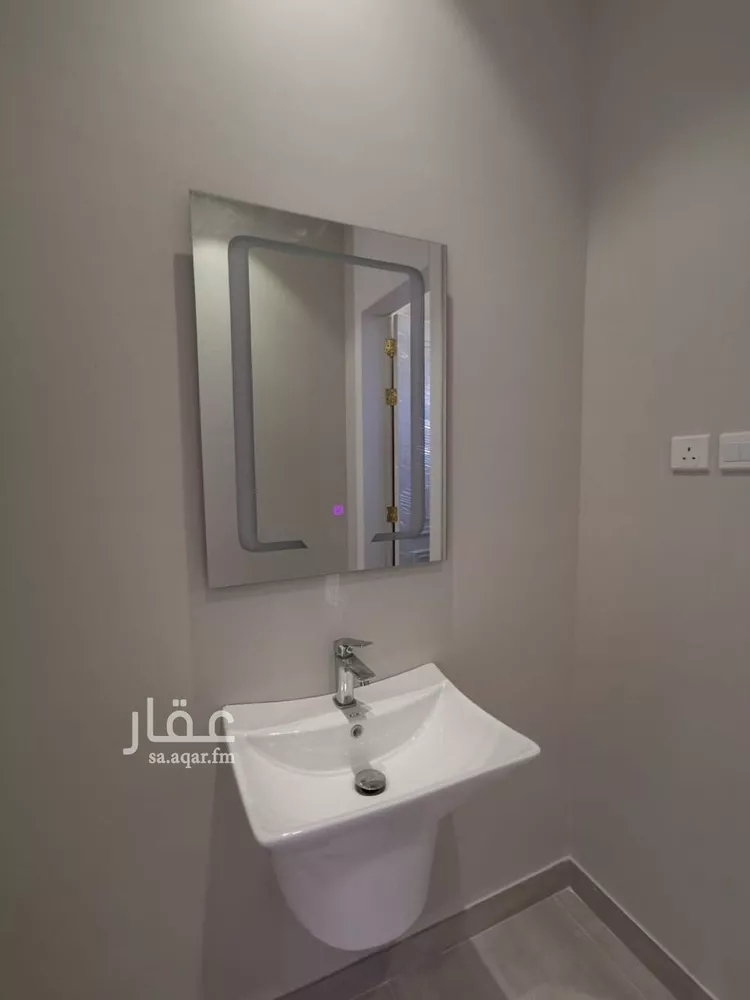 دور للبيع في شارع التعاطف, حي النرجس, مدينة الرياض, منطقة الرياض صورة 4