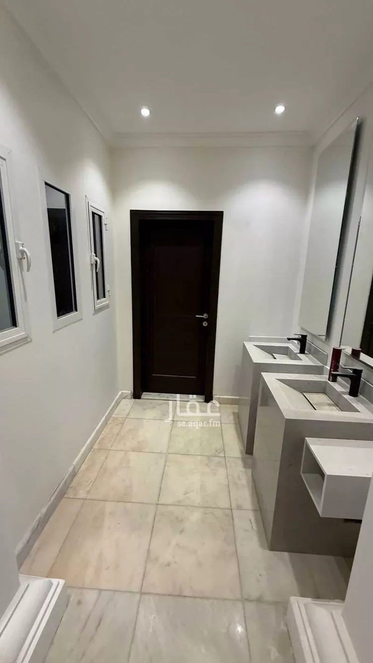 فيلا للإيجار في شارع رقم 414, حي الملقا, مدينة الرياض, منطقة الرياض 7
