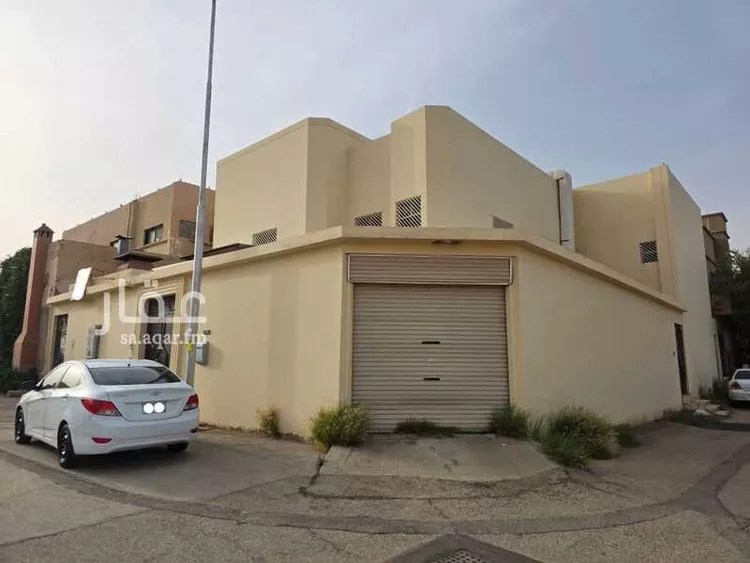 فيلا للبيع في شارع عبد القادر كوشك, حي الفايزية, مدينة بريدة, منطقة القصيم