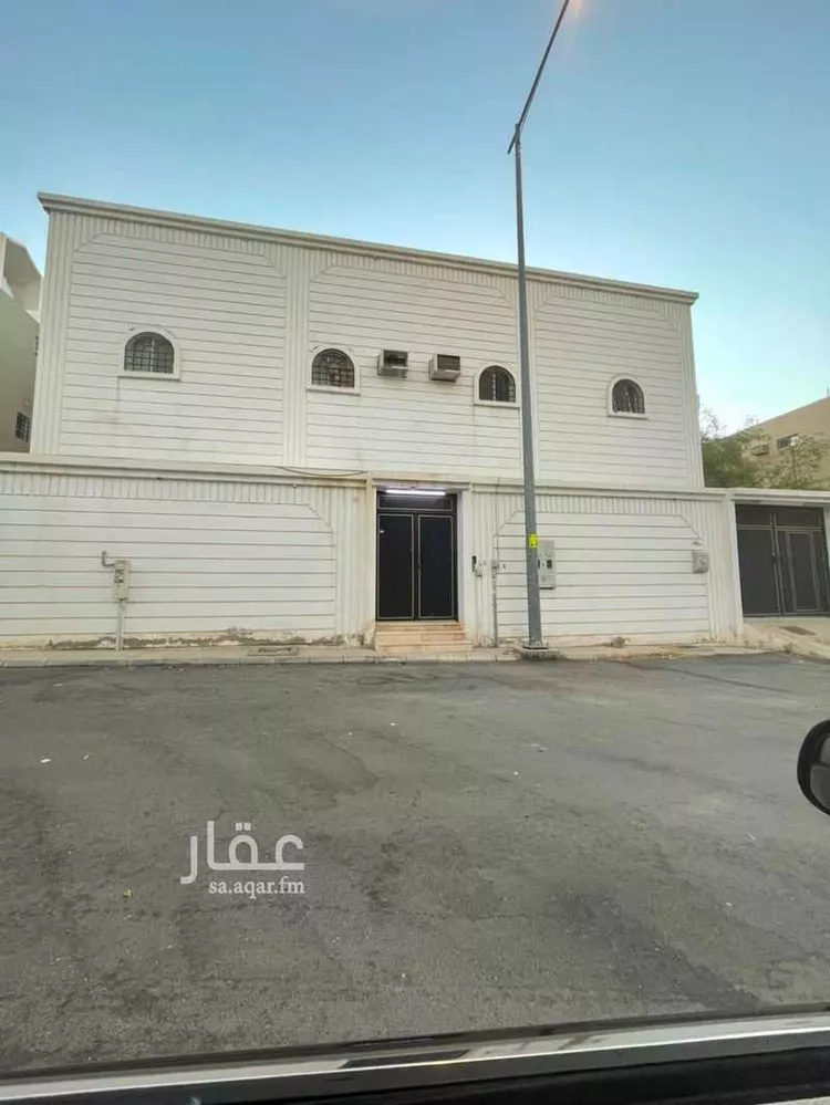 فيلا للبيع في شارع محمد بن علي الحنفي, حي طويق, مدينة الرياض, منطقة الرياض صورة 2