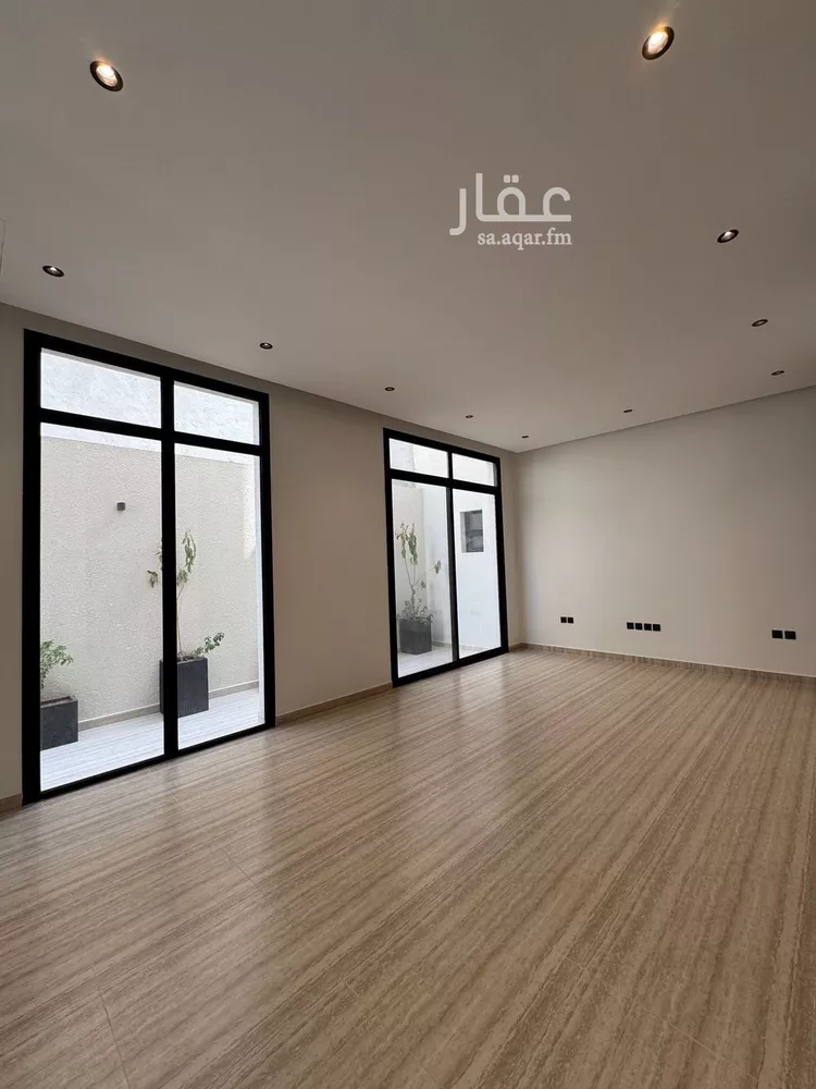 Villa for Sale in Riyadh As Safaa 9