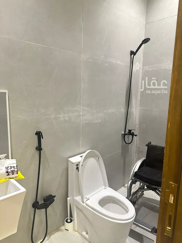 دور للبيع في شارع بدون, حي السعادة, مدينة الرياض, منطقة الرياض صورة 4